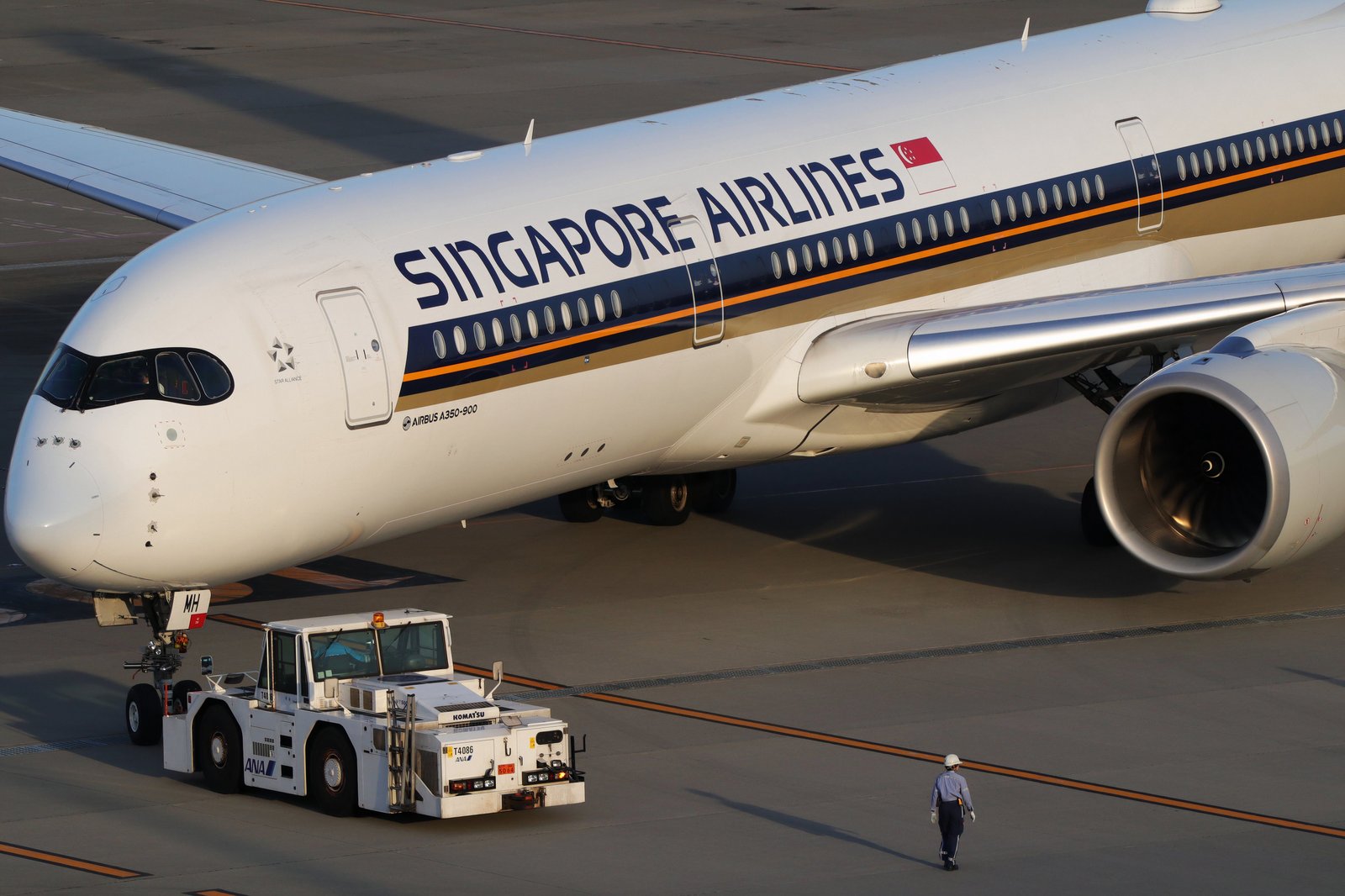 Singapore Airlines A350-900